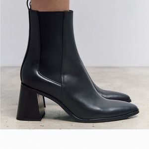 Chelsea Boots